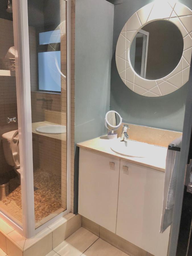 Icon Self Catering Apartment In Cape Town Near Waterfront And Cticc Екстер'єр фото
