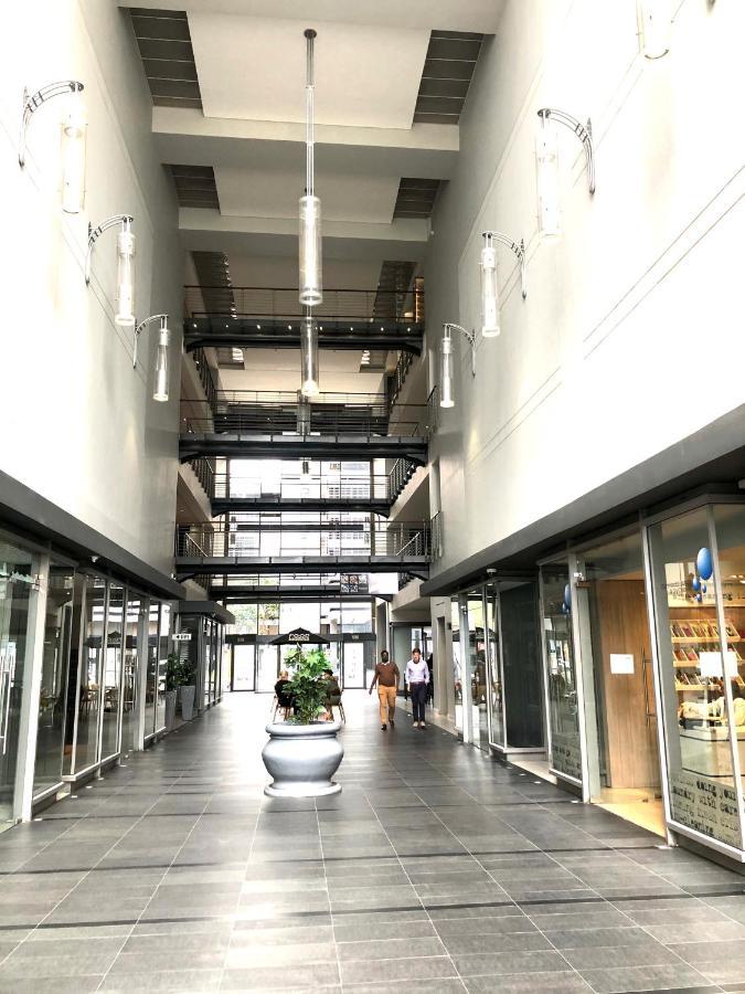 Icon Self Catering Apartment In Cape Town Near Waterfront And Cticc Екстер'єр фото
